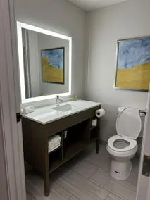 Halsted Inn and Suites Harvey - Chicago Southland - Image 3