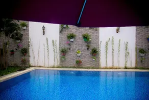 Vanda Hotel - Image 4