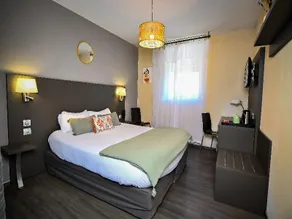 Logis Hotel le Mas de Jossyl - Image 5