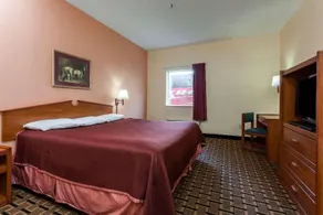 Howard Johnson By Wyndham Airport - Image 2