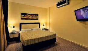 Kallirroe Hotel - Image 2