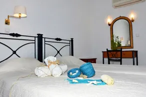Syros Inn - Image 5