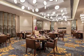 Howard Johnson Jimei Lake Plaza Xiamen - Image 4