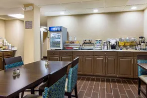 Comfort Inn Acworth - Image 3