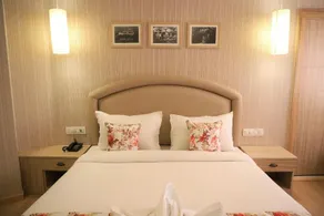 Hotel Mayvilas - Image 4