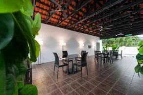 Seriental Hotel - Image 4