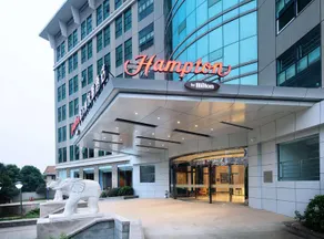 Hampton by Hilton Wuhan Tianhe Airport East - Image 4