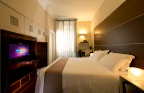 Town House 31 - Image 4