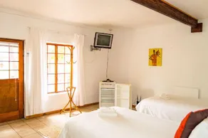 Amanzi Guest House - Image 5