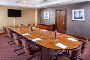 Delta Hotels Cheltenham Chase - Image 3