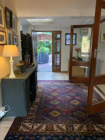 Highlands Lodge Guest House - Image 5