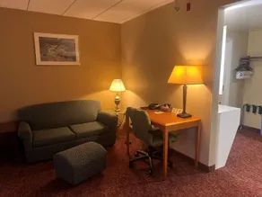 SureStay Plus Hotel by Best Western Smithfield - Image 3