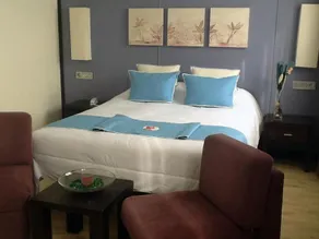 Hotel Puerta de Ocaña - Image 5