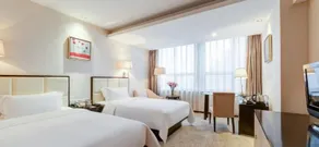 Yulong International Hotel - Image 2