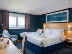 Travelodge Manchester Trafford Park - Image 3