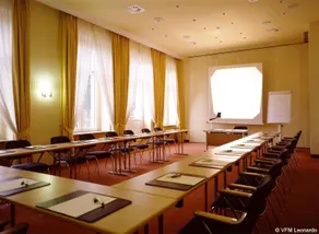 Hotel & Tagungszentrum Schloss Breitenfeld - Image 4