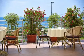 Raymond Apartments - Image 3
