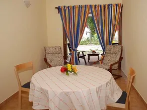 Cote d'Or Chalets - Image 3