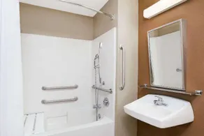 Microtel Inn & Suites By Wyndham Breaux Bridge - Image 3