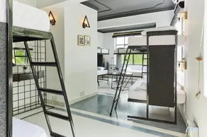 LetsBunk Poshtel - Image 5