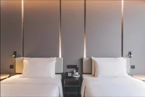 GRAND KINGTOWN S HOTEL - Image 4
