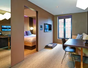 Bloc Hotel Birmingham - Image 4