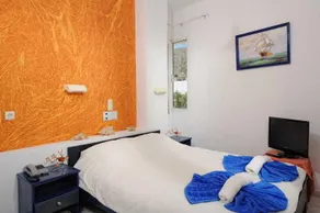 Filia Hotel Apartments - Image 5