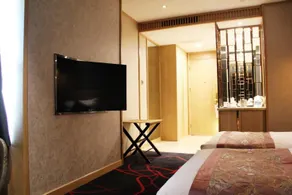 Sophia International Hotel, Qingdao - Image 4