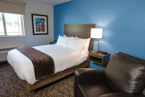 My Place Hotel-Medford, or - Image 2