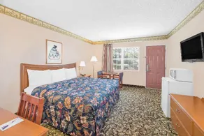 Knights Inn Laura Lodge Pecos - Image 3