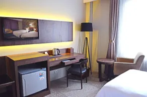Hotel Safira Magelang - Image 5