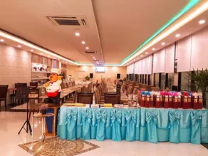 Tara Grand Hotel - Image 4