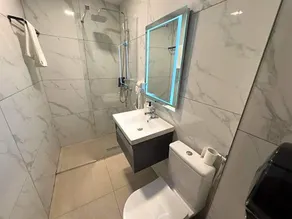 Andy Hotel - Image 2
