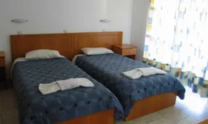 Alexis Pool Apartments - Image 3