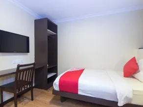 OYO 431 Hotel De Grand Orchard - Image 5