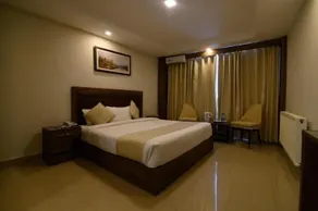 The Opulent Hotel - Image 4