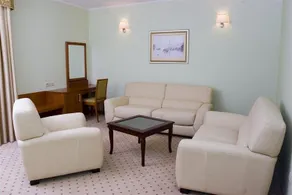 Bella Vista - Image 2
