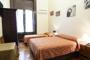 Hotel Reina - Image 4