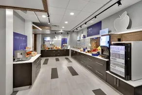 Holiday Inn Express Suites Plano East Richardson - Image 4