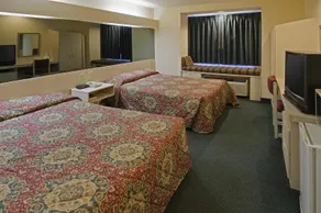 Americas Best Value Inn & Suites McDonough - Image 4