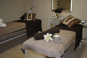 Splendid Inn Port Edward - Image 2