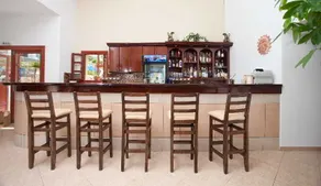 Golden Sun Apartments - Image 3