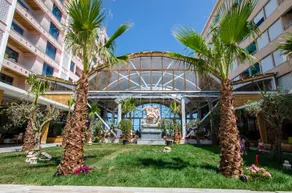 Phoenicia Royal Hotel - Image 4