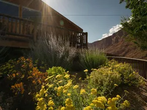 Red Cliffs Lodge - Image 3