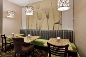 DoubleTree by Hilton Raleigh Midtown - Image 3