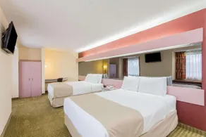 Cedar Bluff Inn - Image 4