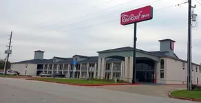 Americas Best Value Inn & Suites - Image 3