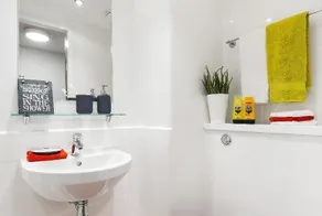 Arofan House - Campus Accommodation - Image 2