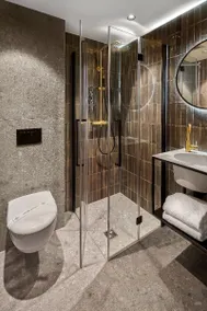 Boutique Hotel First City Den Haag - Image 2