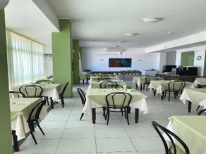 Hotel Flying - Image 4